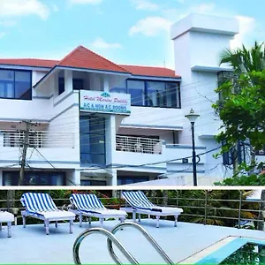 Отель Marine Palace