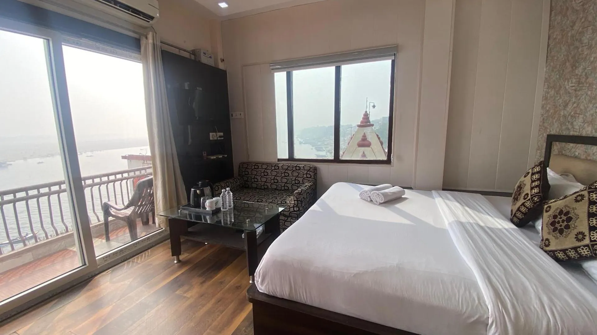Hotel Sita Palace On Heritage Ghats Of Benaras Varanasi 3*,  Indien