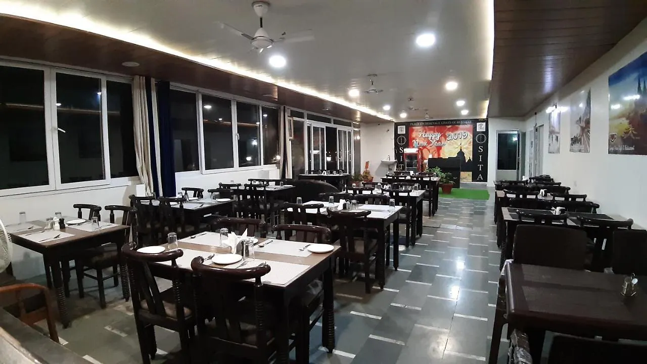 Hotel Sita Palace On Heritage Ghats Of Benaras Varanasi 3*,